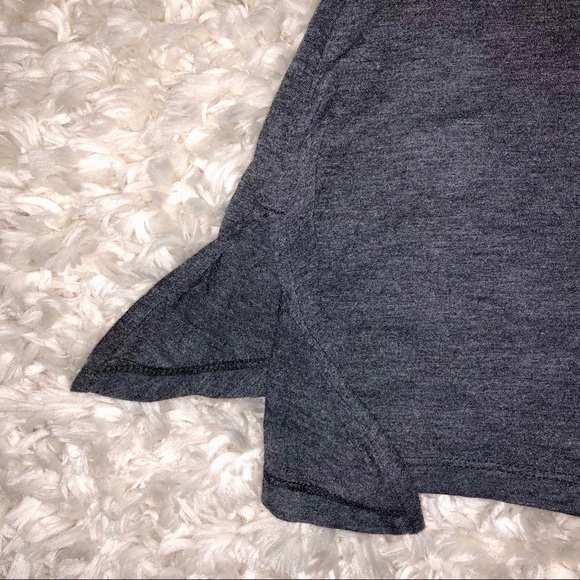 Graphic Tee || Alya Top - Picture 5 of 6